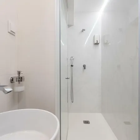 فندق مبيت وإفطار ليزبون أيربورت تشارمينج رومز Lisboa